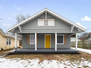 103 S Ralston St, Sugar Creek, MO 64054