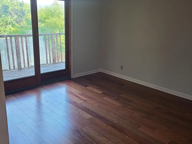 201 Weible Dr — Photo 9