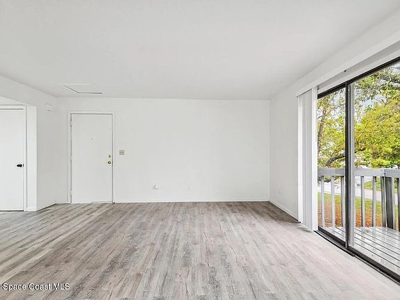 3rd image of 3222 Tree Ridge Ln NE