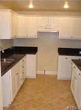 3rd image of 1037 W Lowen St