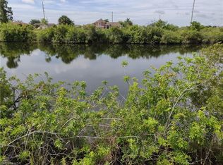 612 NW 25th St, Cape Coral, FL 33993