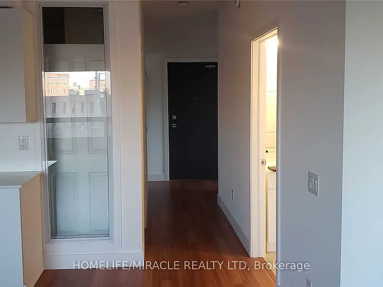 1 Wellington St #318 — Photo 13