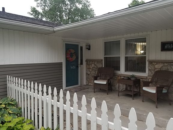 2nd image of 333 Lawndale Dr
