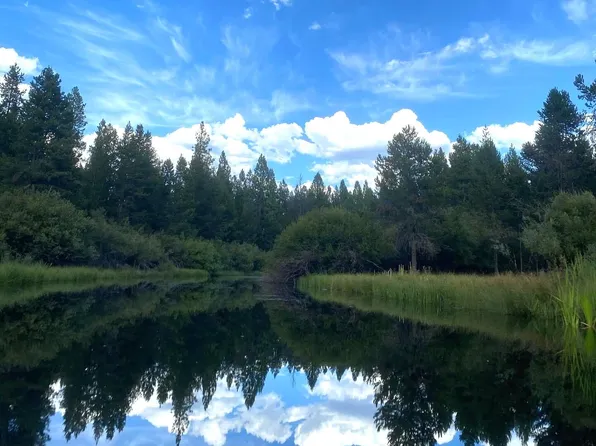 17191 Island Loop Way, Bend, OR 97707