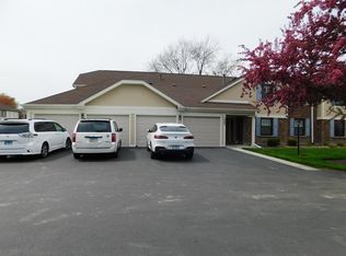 1062 Driftwood Ct APT A1, Wheeling, IL 60090