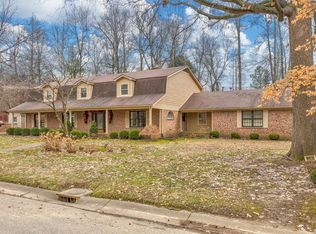 1410 Hunting Creek Dr, Owensboro, KY 42303