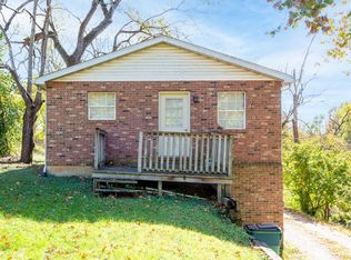 704 Osborn Dr, Collinsville, IL 62234