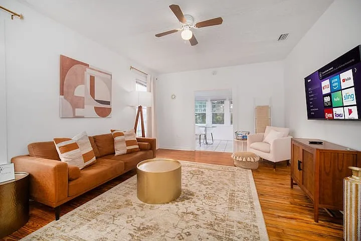 1 bed, 800 sqft, $1,295 — Photo 3