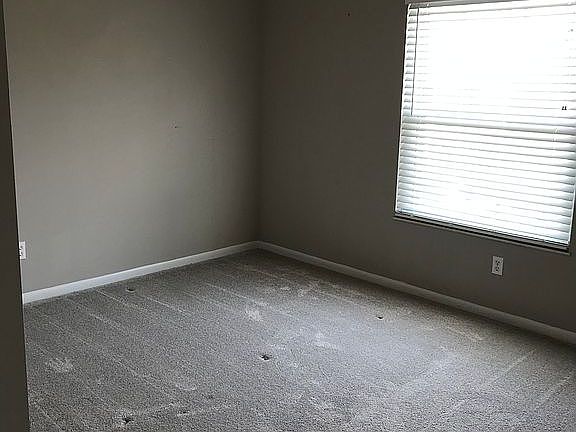 2nd image of 4081 Woodchase Dr