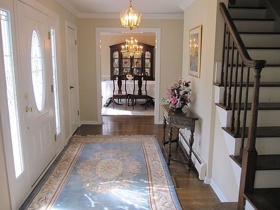 Foyer/diningrm/strstobdrms