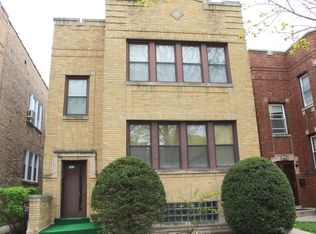2828 W Lunt Ave, Chicago, IL 60645