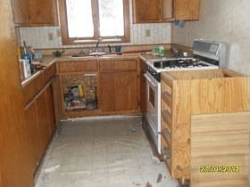 3rd image of 711 Sheridan St