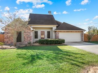 213 Barksdale Dr, Broussard, LA 70518