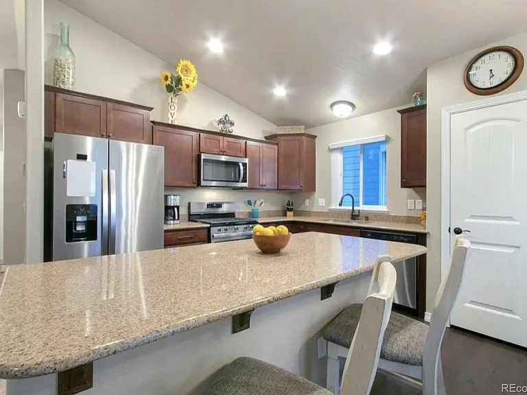 641 Lene Ln — Photo 17