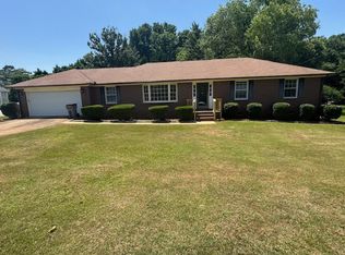 103 W Greenwich Cir, Lagrange, GA 30241