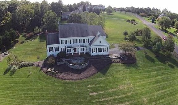 2nd image of 18271 Turnberry Dr