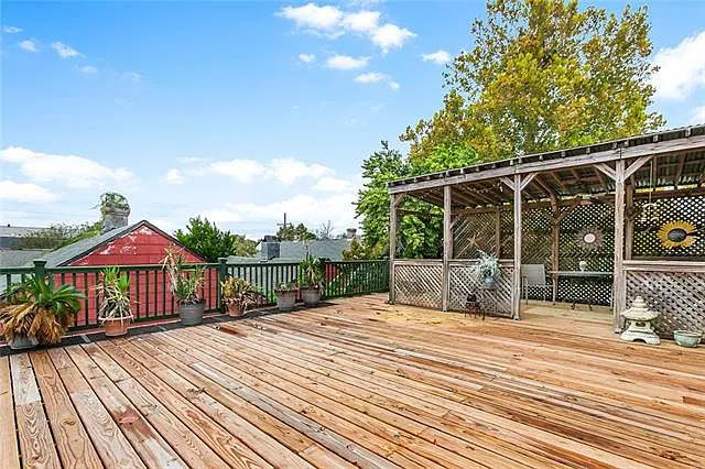 3 bed, 1.5 bath, 1900 sqft, $3,000 — Photo 4