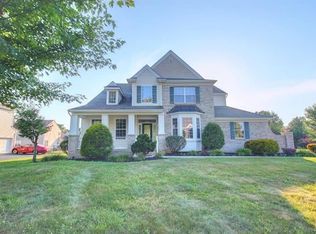 2780 Fringe Ln, Easton, PA 18040