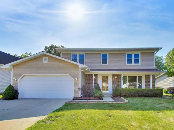 720 Dunhill Dr, Buffalo Grove, IL 60089
