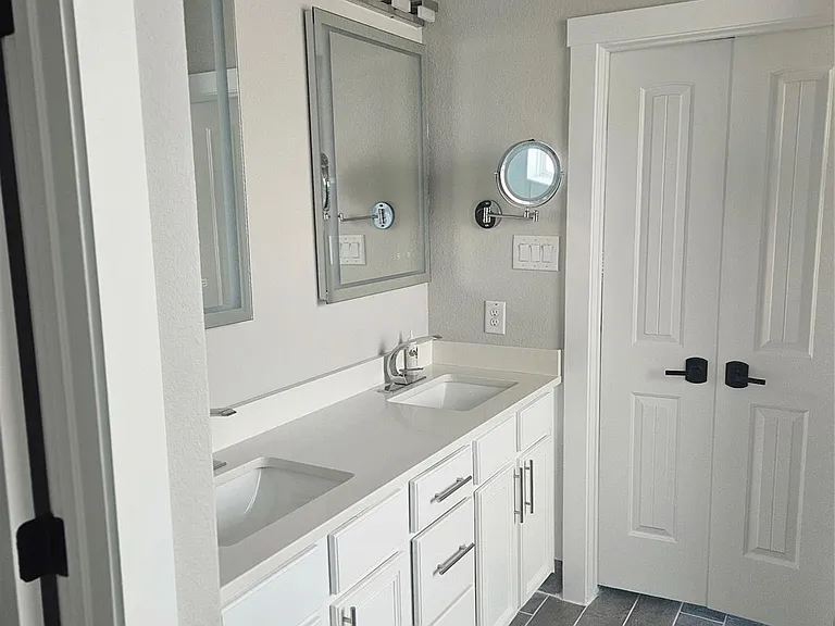 24307 Bello Everett Lake Dr — Photo 23