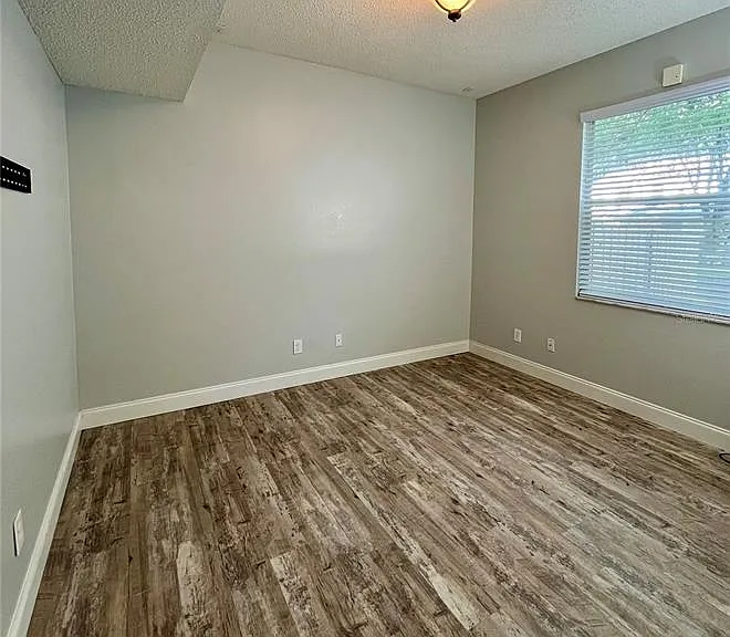 9318 Heritage Oak Ct — Photo 25