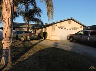 202 Caroline Ln, Shafter, CA 93263