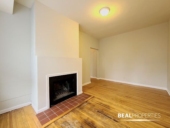 4th image of 624.5 W Barry Ave #B624x-w3