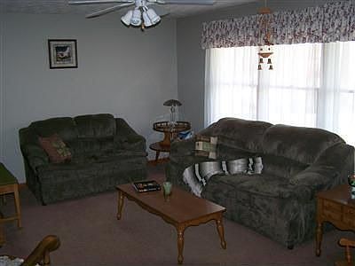 4th image of 5730 Cedarwood Dr