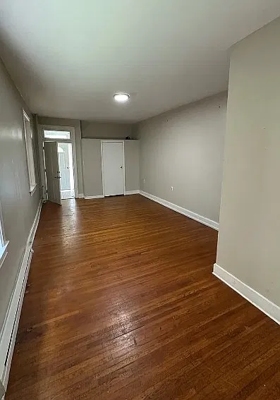 1 bed, 1100 sqft, $1,040 — Photo 1