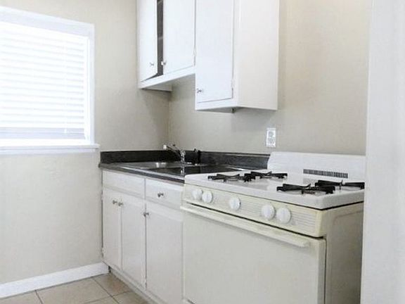 3rd image of 356 E South St Unit 1
