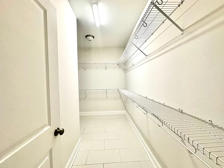 5021 Caracara Dr — Photo 14