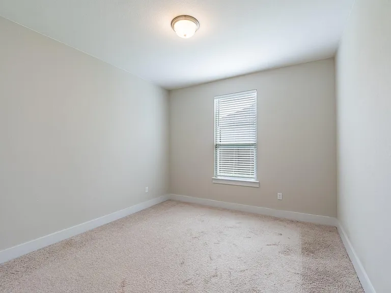 1012 Heartleaf Dr — Photo 28