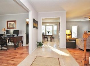 9812 Deer Spring Ln, Charlotte, NC 28210