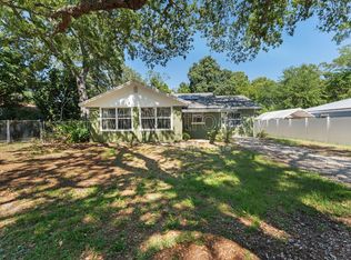 4939 Woodland Dr, Saint Petersburg, FL 33708