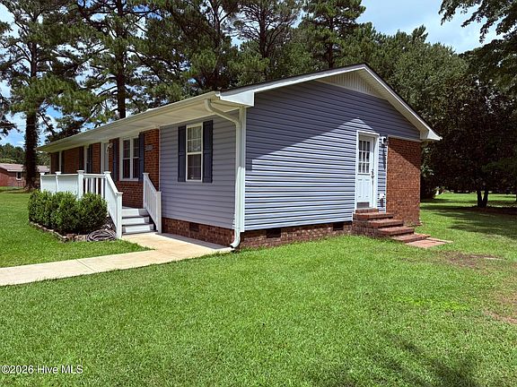 5th image of 1042 Ramsey Rd