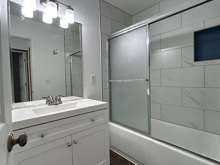 4246 S Granby St #D — Photo 34