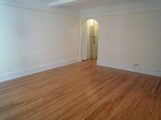 Rented by New York City Apartments | media 14