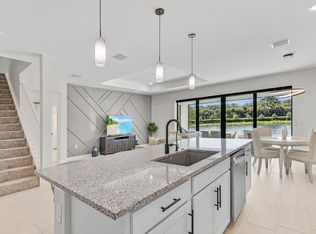 10440 Ventana Ln, Naples, FL 34120