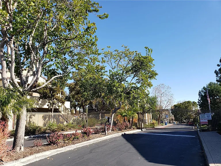 5054 Los Morros Way #102 — Photo 33