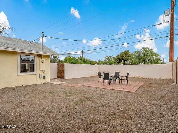 5th image of 2841 N Richey Blvd