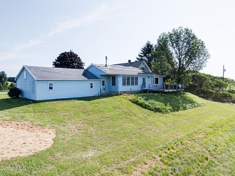 4th image of 1532 Jordanville Road