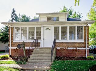 1817 Dearborn St, Crest Hill, IL 60403