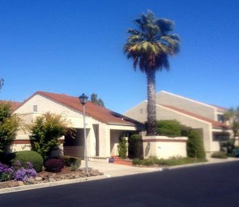 3 Barcelona Cir, Redwood City, CA, 94065