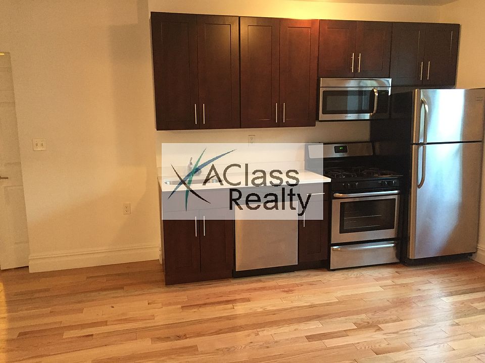 1st image of 2185 38th St #C