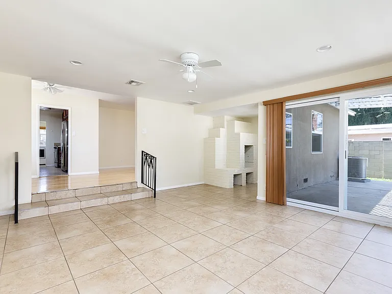 20301 Mobile St — Photo 6