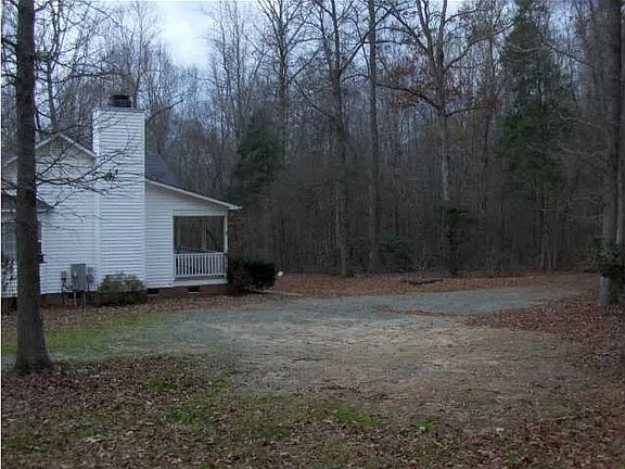 5th image of 151 Shady Meadows Ln
