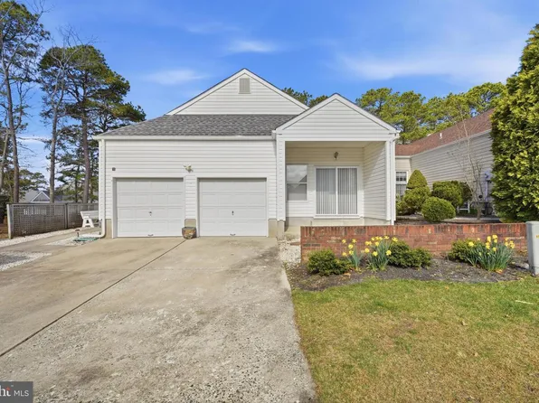 76 Summerhill Dr, Manahawkin, NJ 08050