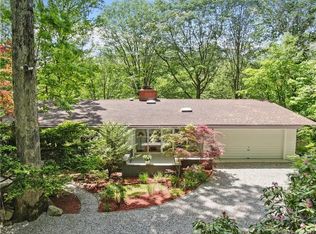 200 Gary Rd, Stamford, CT 06903