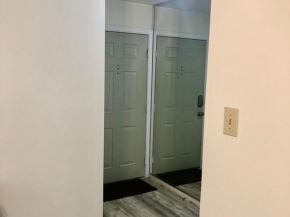 2nd image of 12101 Greenwood Ct APT 102