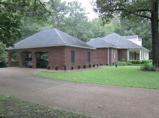 623 S Springlake Cir, Terry, MS 39170